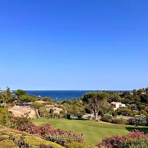 Appartement Cap Esterel Agay Raphael Vue 4 Personnes Chez Evelyne, Saint-Raphaël