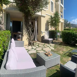 Appartement T2 En Rez De Jardin Privatif Cloture , Cap Esterel Pierre Et ,piscine Chauffee Des Le 05 Avril Au 02 Novembre, Saint-Raphaël